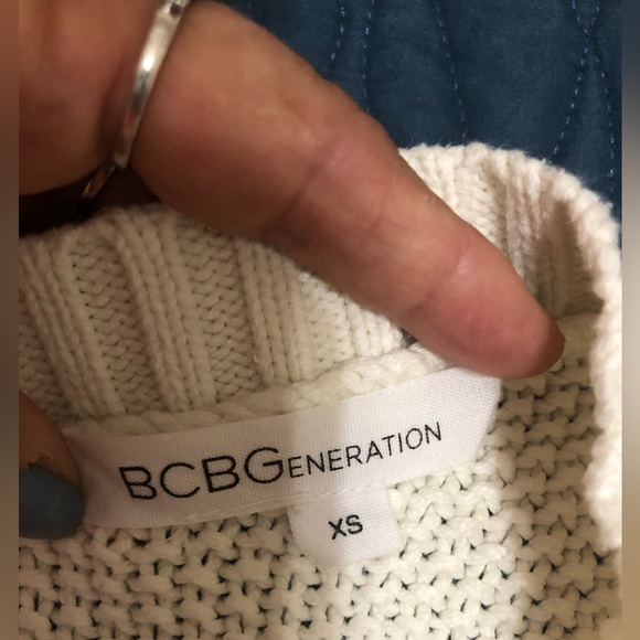BCBG generation ivory lace sweater cotton/acrilic, short sleeve. - Picture 6 of 7